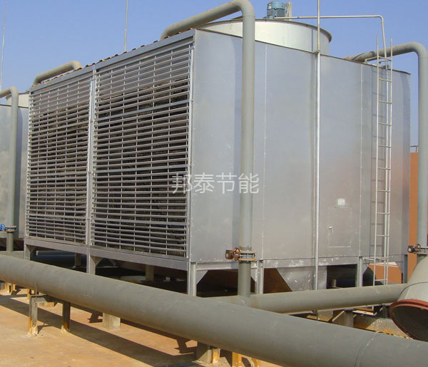 逆流闭式冷却塔